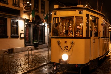 Whisky Tasting in historischer Straßenbahn