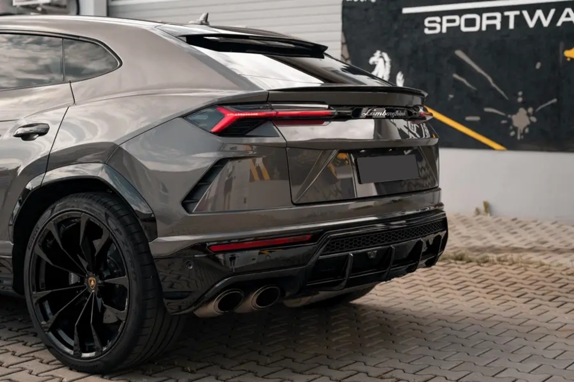 Lamborghini Urus mieten