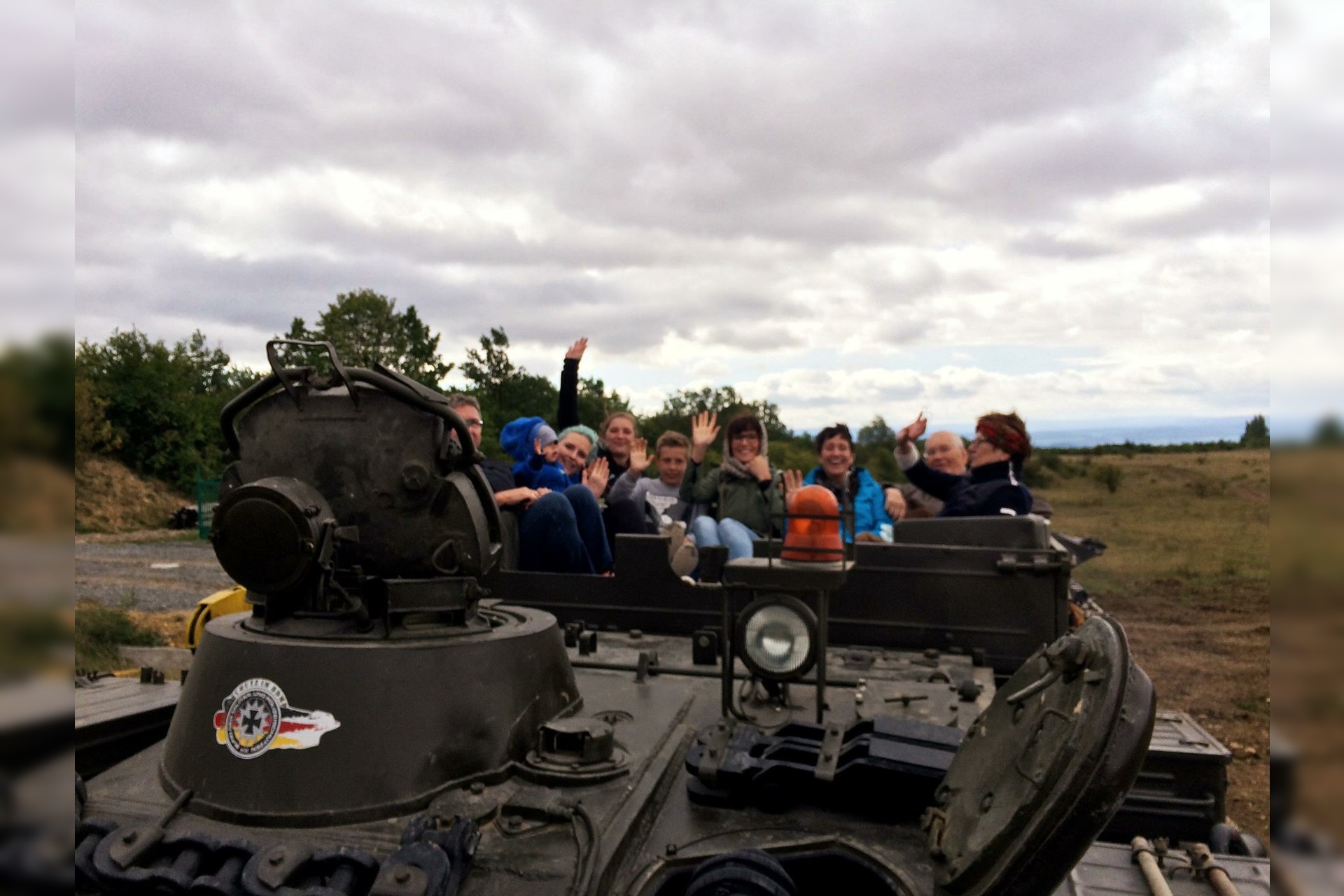 Mitfahren im Panzer: Familienticket inkl. 5 Personen