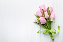 Blumen zum Muttertag: Welche Blumen schenkt man zum Feiertag?