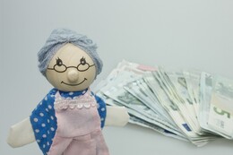 Informationen zur Pflegekostenversicherung: Ist die private Zusatzversicherung wirklich sinnvoll?