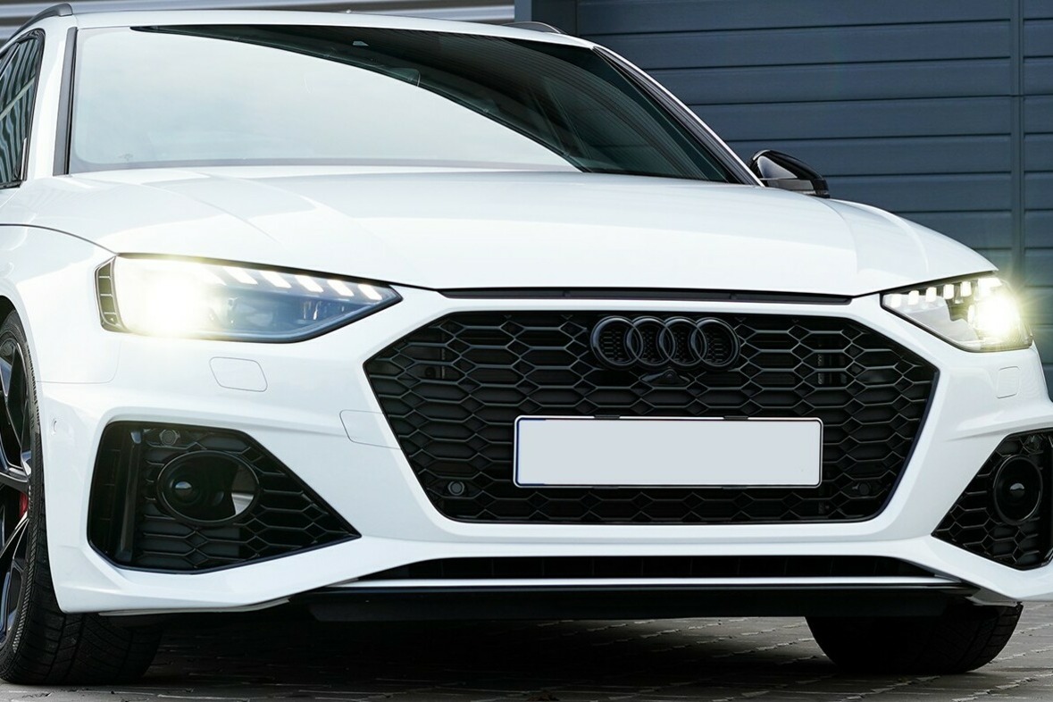 Audi RS4 Competition plus mieten