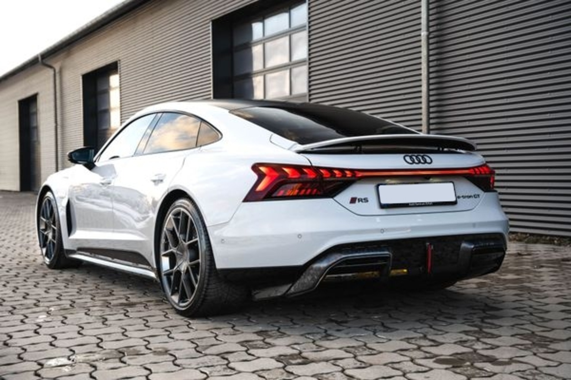 Audi RS e-tron GT performance mieten