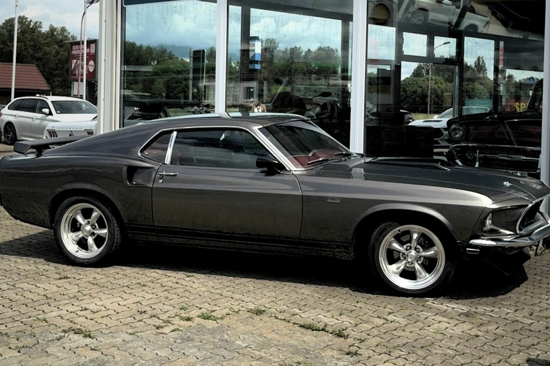 Ford Mustang Fastback mieten