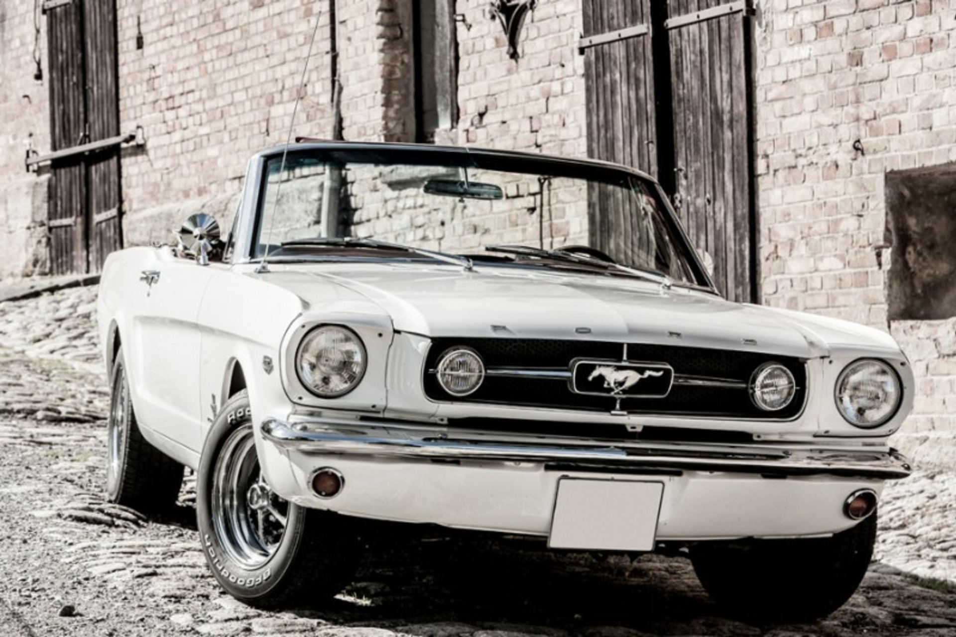 Ford Mustang Oldtimer mieten