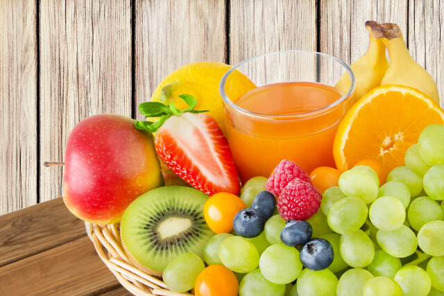 Abnehmen im Alter | Ernährung Obst