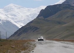 Eine Reise nach Tadschikistan über Usbekistan - Tajik-Rally 2014 Eine Reise nach Tadschikistan über Usbekistan - Tajik-Rally 2014