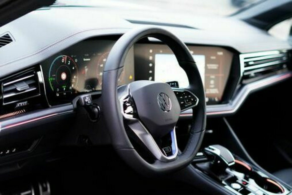 VW Touareg R eHybrid