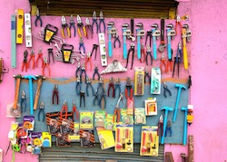 Heimwerkern im Alter - Die ideale Beschäftigung für Senioren? Heimwerkern im Alter - Die ideale Beschäftigung für Senioren?