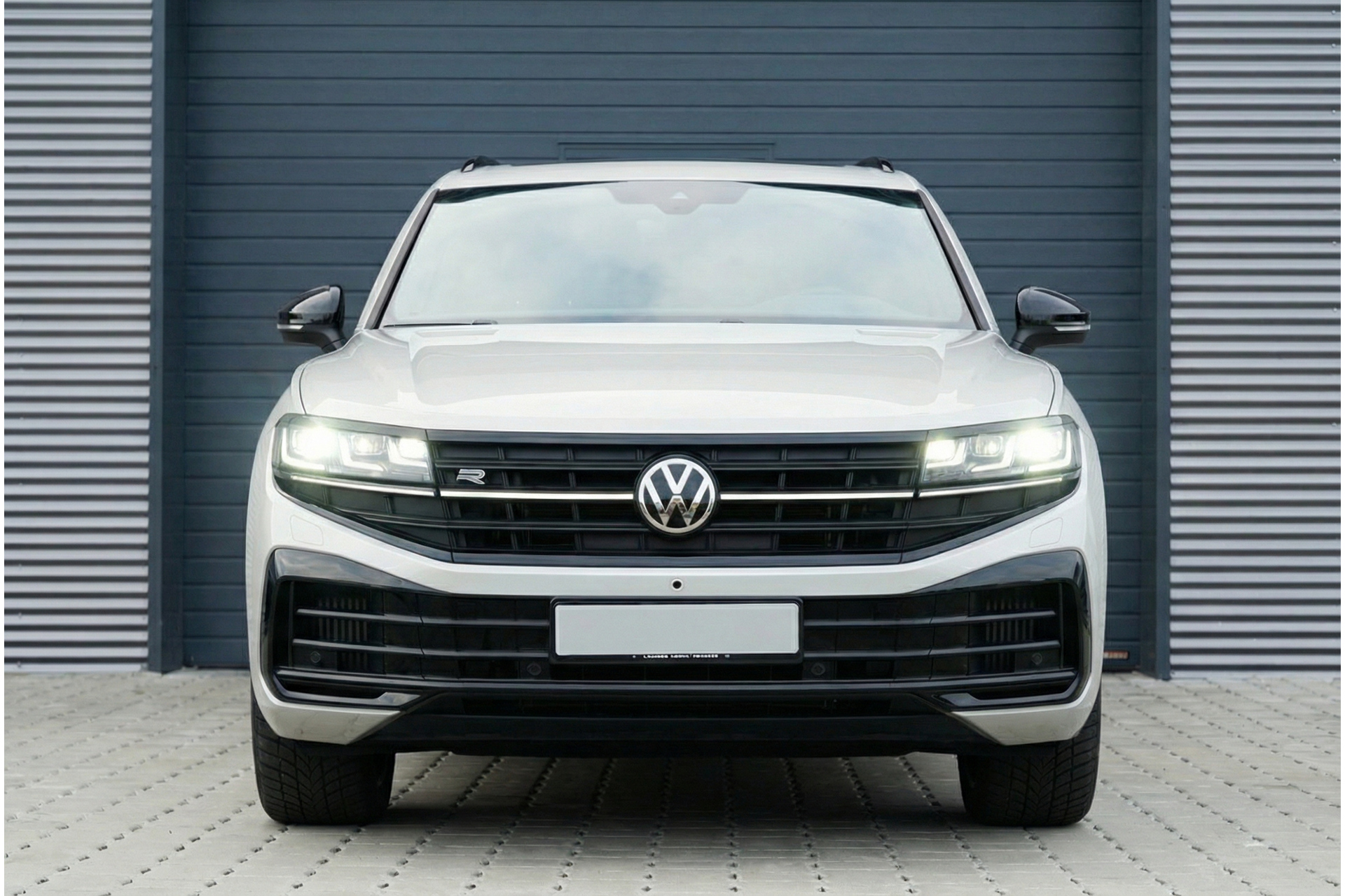 VW Touareg R eHybrid